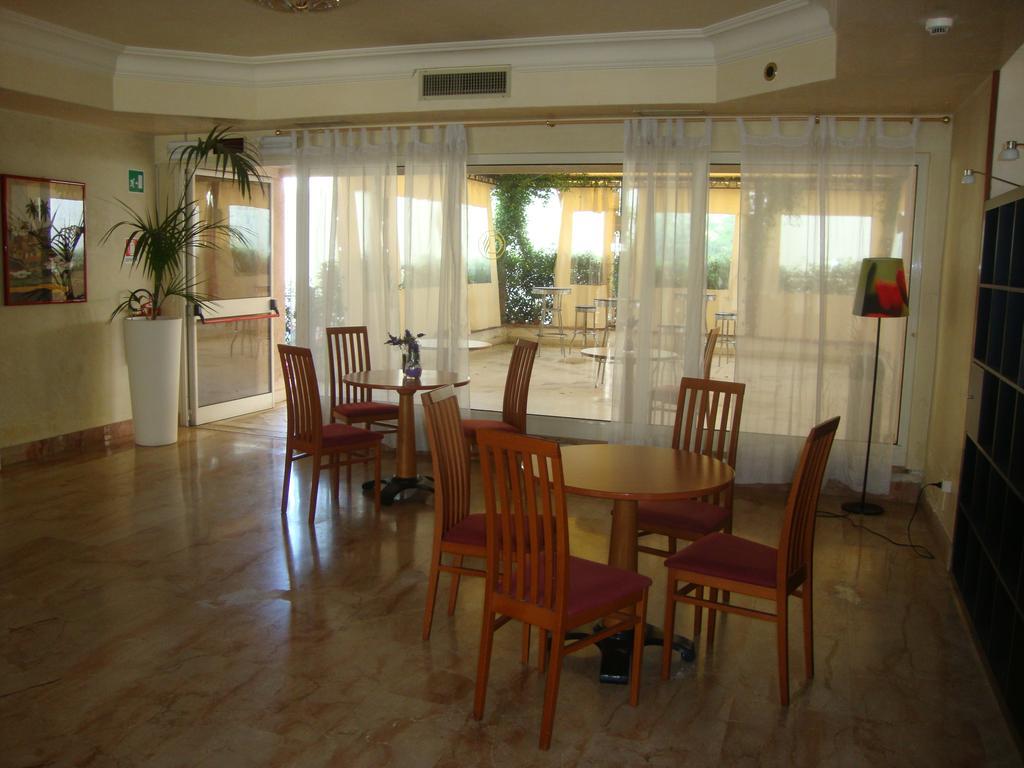 Park Hotel Roma Cassia Extérieur photo